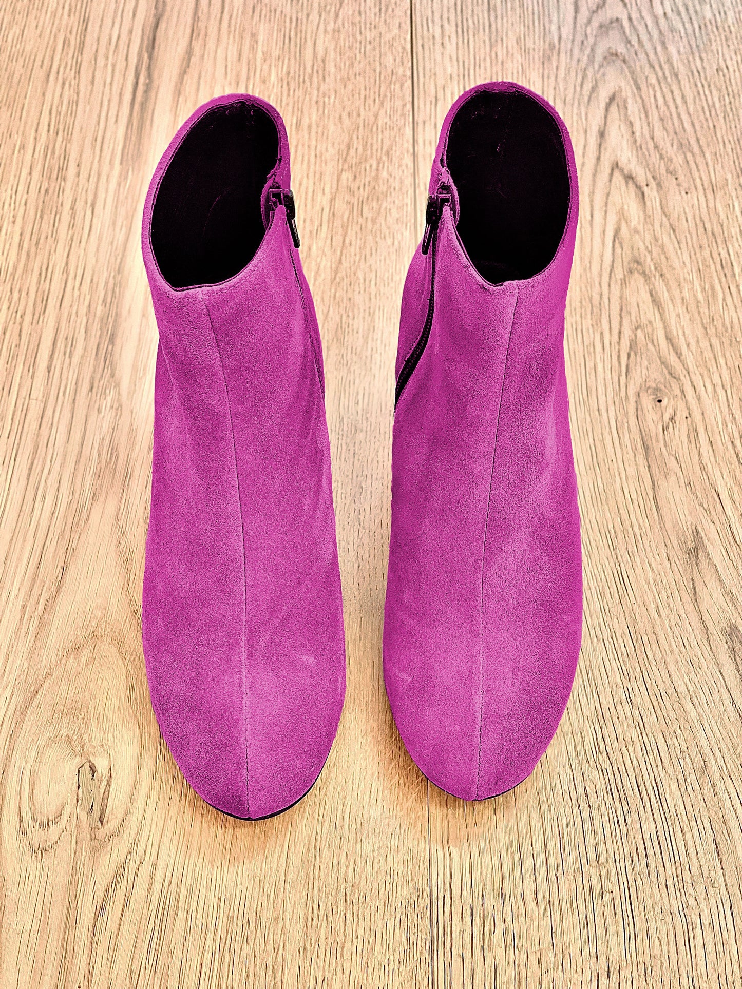 紫红色LUCAS麂皮绒